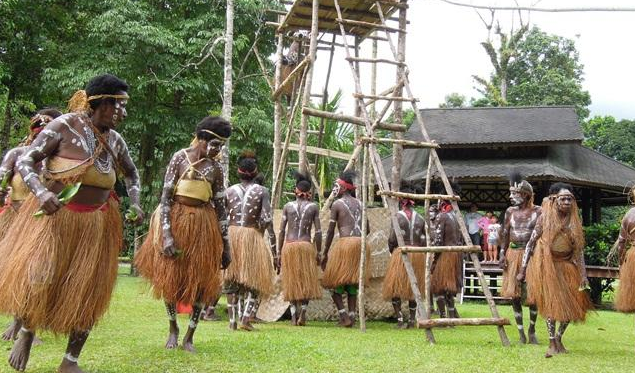 5 Suku di Kabupaten Keerom Papua Punah