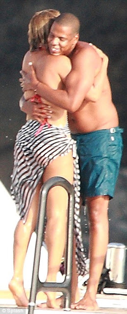 Beyonce And Husband Jay Z Reveal Beach Bodies On Her 32nd Birthday Celebration (PHOTOS) 