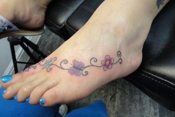 tatuagens femininas para os pés