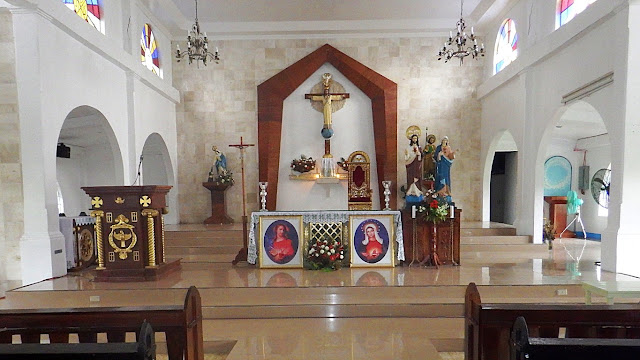 altar of Nuestra Señora De Salvacion Parish Church in Lavezares Northern Samar