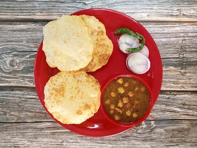 Chhole Bhature Recipe In Hindi