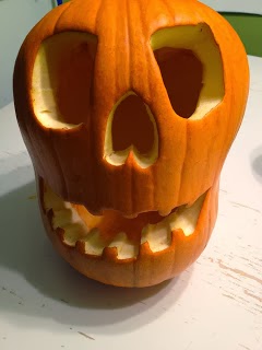 http://bumbledo.blogspot.com/2013/10/how-to-carve-pumpkin.html