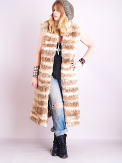 Vintage 1960's brown spotted lynx fur maxi gillet vest.