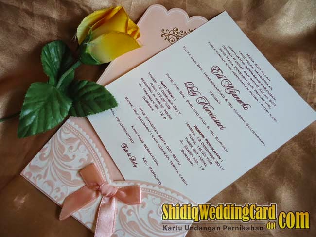 http://www.shidiqweddingcard.com/2014/05/el-07p.html