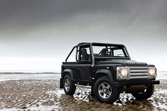 #18 Land Rover Wallpaper