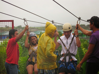 Poracay ResortのZIP LINEではしゃぐ彼女