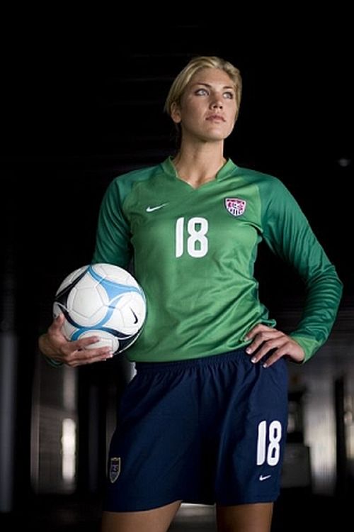 Hope Solo Hot