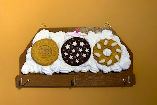 Appendino decorato con biscotti in fimo