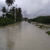 Lluvias desbordan el Yaqué del Sur y Canal Trujillo inundando comunidades de Bahoruco