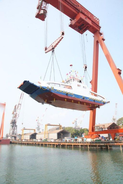 Cochin Shipyard Limited (CSL) launches the second double ended Roro Ferry for Corporation of Kochi