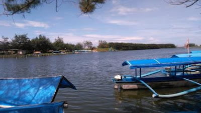 pesona laguna pantai glagah indah yogyakarta