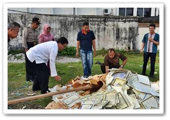 Pemusnahan Blanko Ijazah SMP-SMA-SMK Dan Paket