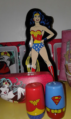 Produtos geek maravilhosos da Wonder Woman.