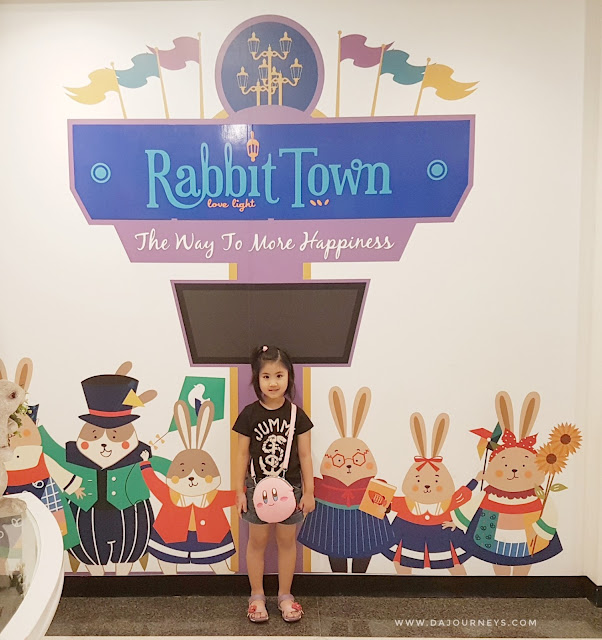 Wisata Selfie di Rabbit Town