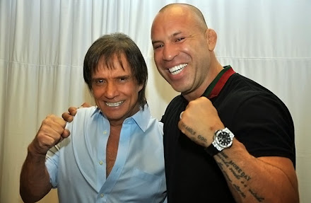 Las Vegas: Wanderlei Silva chora durante show e tieta Roberto Carlos no camarim