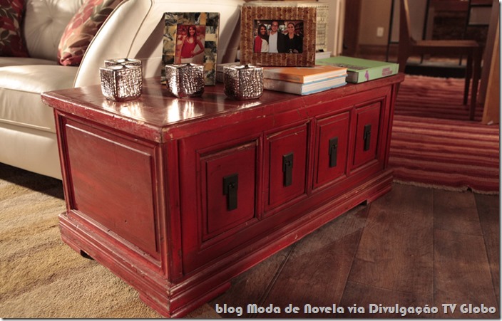 moda da novela salve jorge - decoração da sala da helô - 04
