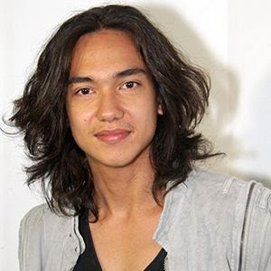  Adipati Dolken