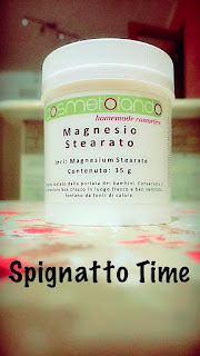 magnesio stearato, polveri per il make up