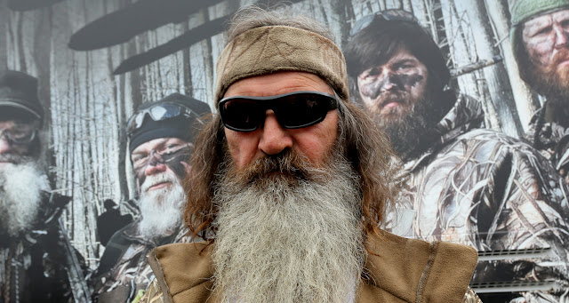 "Phil Robertson, 'Duck Dynasty' Star and Patriarch, Dies at 79"