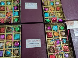 Gold Gift Pack by Designer Chocoland