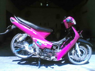 supra+fit+modification+pink Supra Fit Pink Ceper Modifikasi Motor  title=