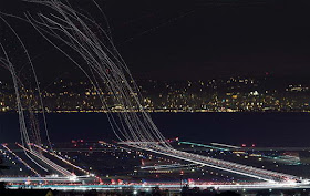 Skyline Jejak Pesawat Di Rubah Menjadi Sebuah Seni Oleh Fotographer [ www.BlogApaAja.com ]