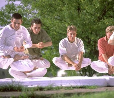 Cara belajar levitasi, misteri yogic flying