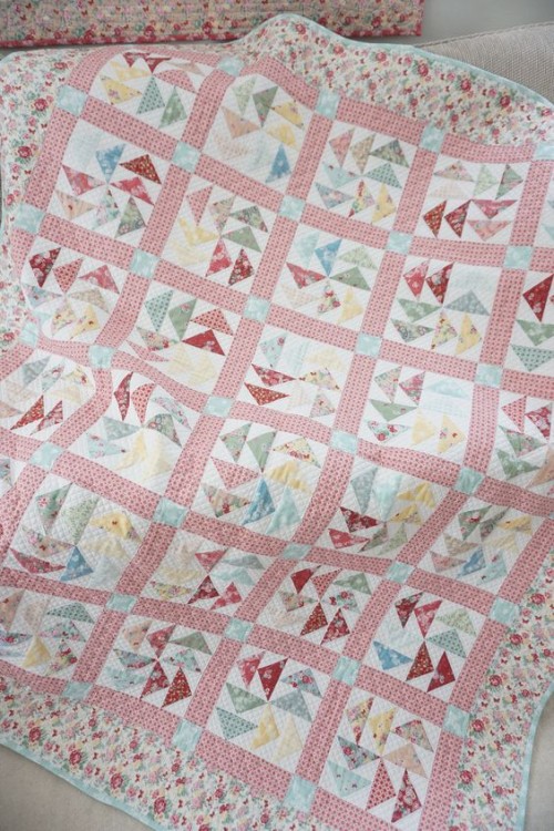 Woodland Rose Quilt - Free Pattern 