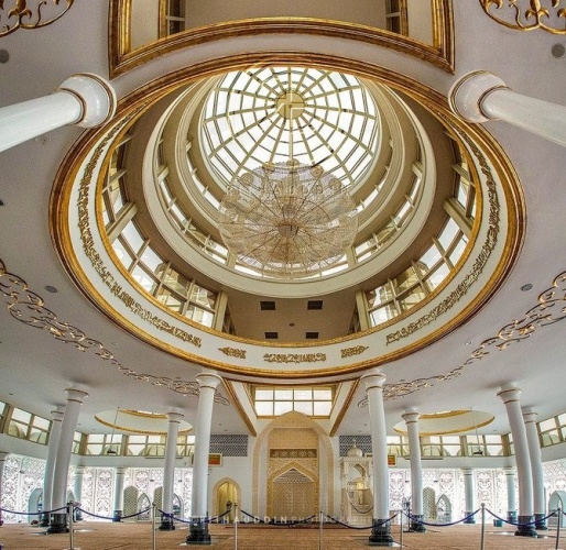 masjid kristal