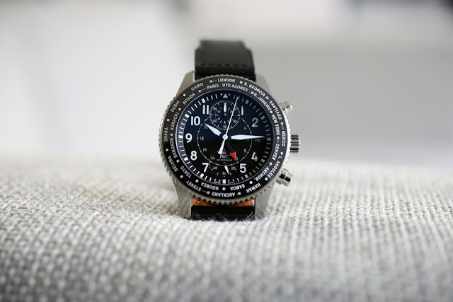 Examen de la Replica de la montre de IWC Pilot Timezoner 45 MM Chronogaphe