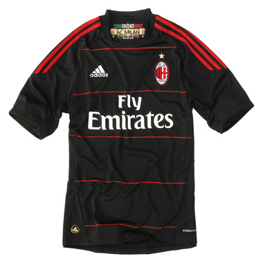  Gambar  Kostum Baru AC  Milan  2012