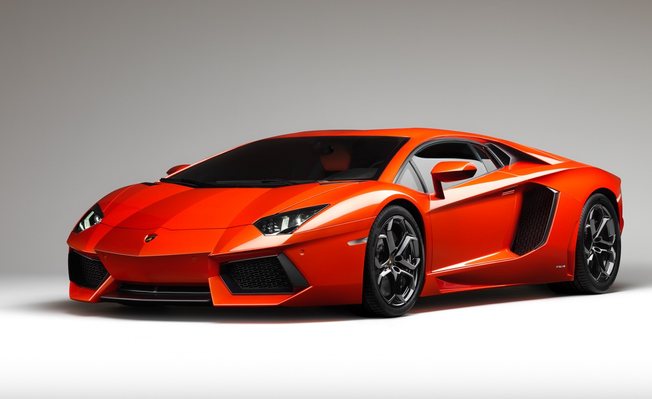 https://blogger.googleusercontent.com/img/b/R29vZ2xl/AVvXsEhW5JX7mr6w9kFL_PogWNRTwCJVx_UEpUk78rCrR_UP1eRaZ3oEtZIYeBPErFqXE6EJfoUPIwwpNt7fl7zhLkFsBALYjIRgwVr9kwa71gnkm0uga0cQER0meALTAoYwyNiXNX5RTwVbnEo/s1600/2012-Lamborghini-Aventador-LP700-4-Picture.jpg