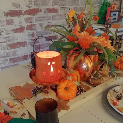 Sponsored by Wayfair - Spooky Season Versatile Fall Table Setting