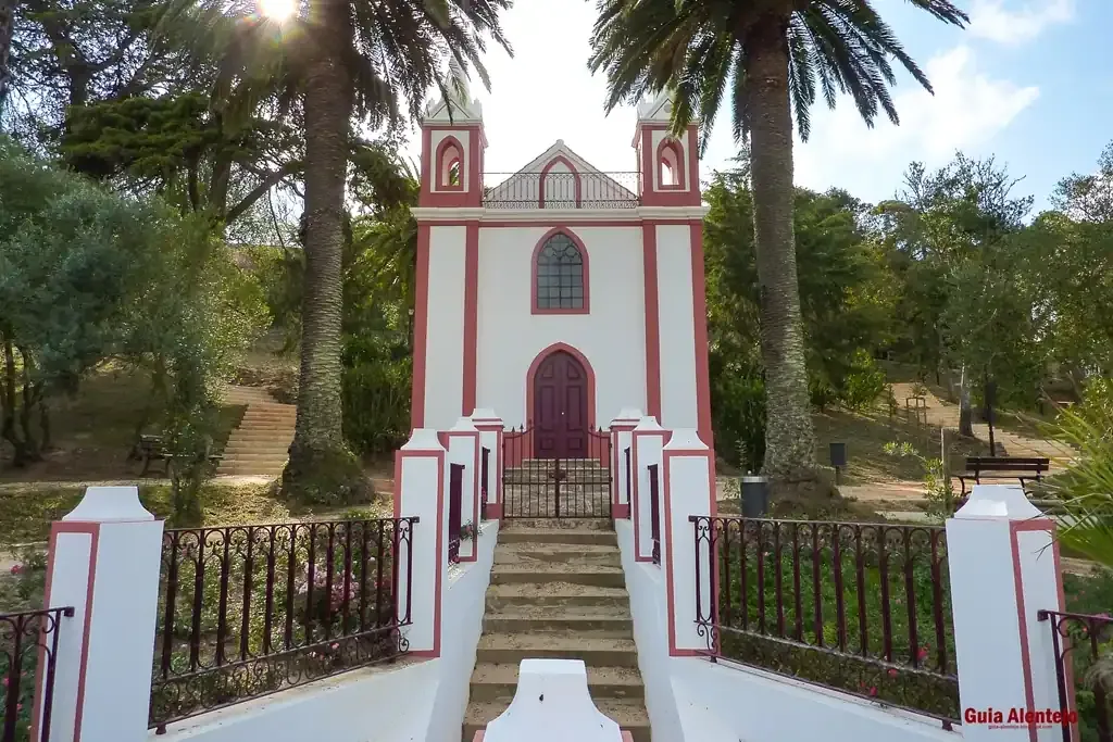 Jardim-da-Tapada-do-Palácio-dos-Condes-de-Avillez-santiago-do-cacém-com-o-guia-alentejo