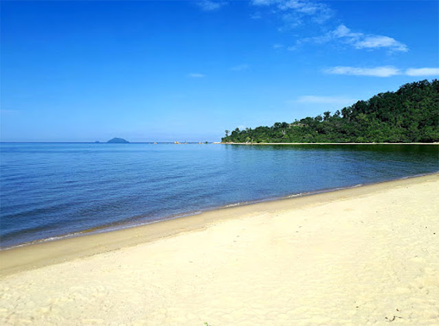 Pantai Pasir Mayang , SUkadana, Kayong Utara Photo