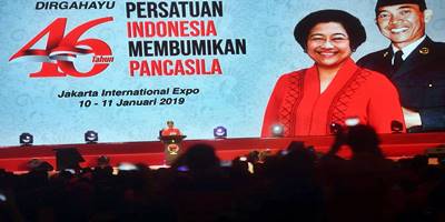 Jokowi Hentikan Pidato Saat Adzan Dzuhur
