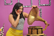 Hari priya hot Photos from Galata-thumbnail-11