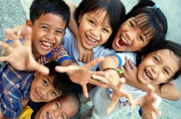 10 Kalimat Kasatmata Untuk Meningkatkan Rasa Percaya Diri Anak
