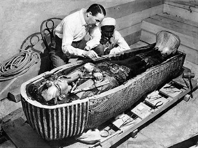 Tutankhamun Mummy in the Main Tomb