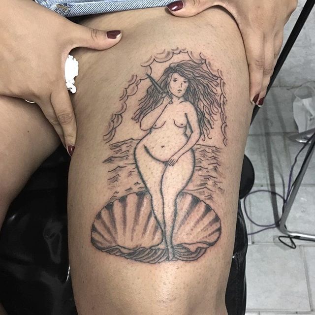 tatuagem feminina venus gorda plus size feminista