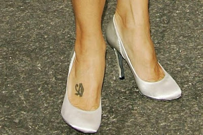 tatoo-nos-pes-da-famosa-Marisa-Tomei