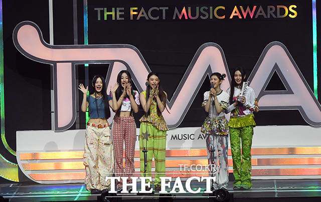 NewJeans The Fact Music Awards