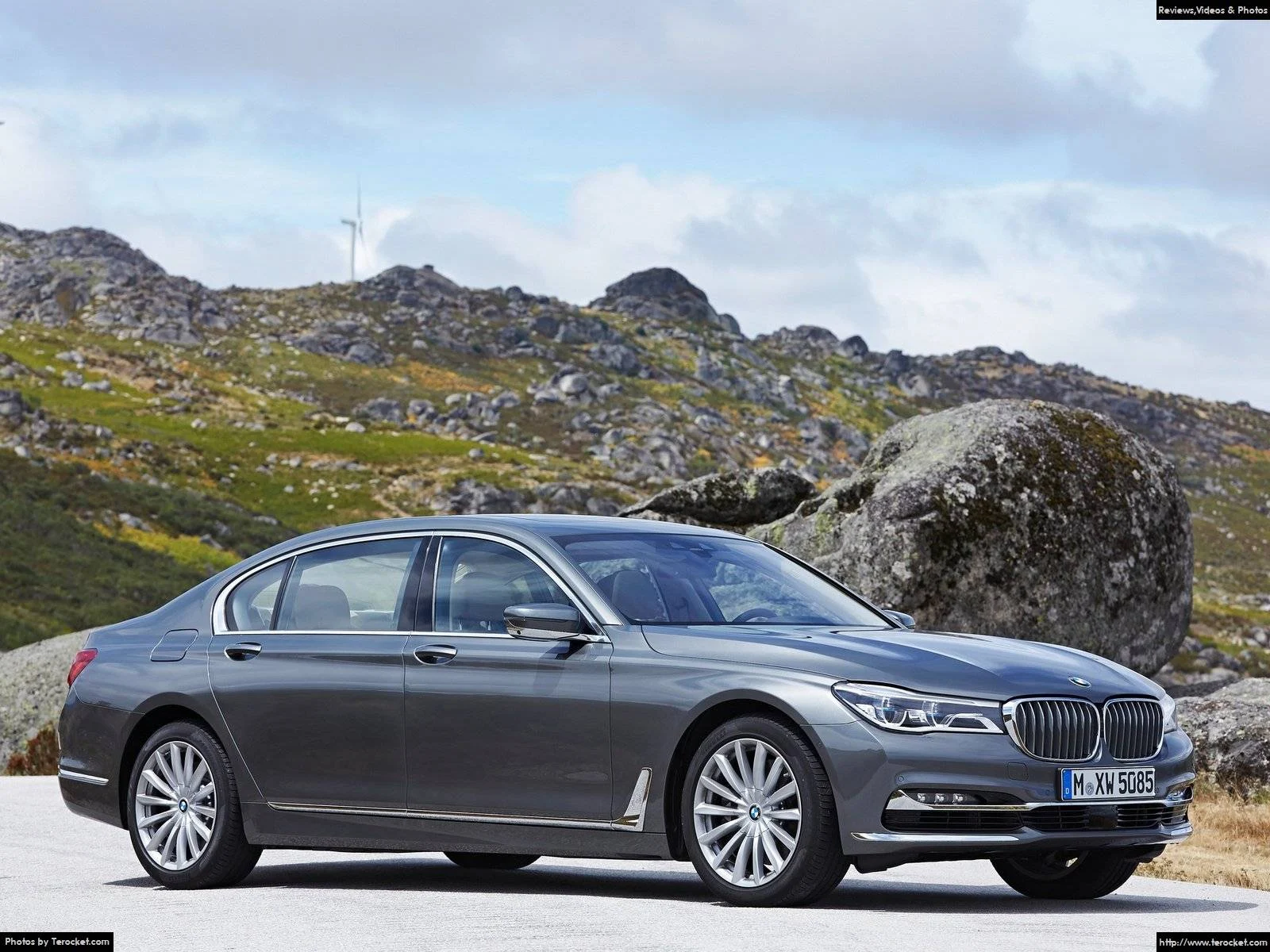 Hình ảnh xe ô tô BMW 750Li xDrive 2016 & nội ngoại thất