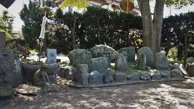 米子市 淀江町 亀甲のサイノカミ 亀甲神社の石造物群