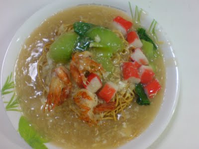 Cantik luar dan dalam: yee mee kung fu sedapp!