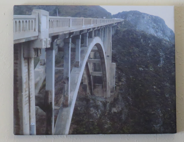 Picture of Big Sur Bridge and cliffs in California