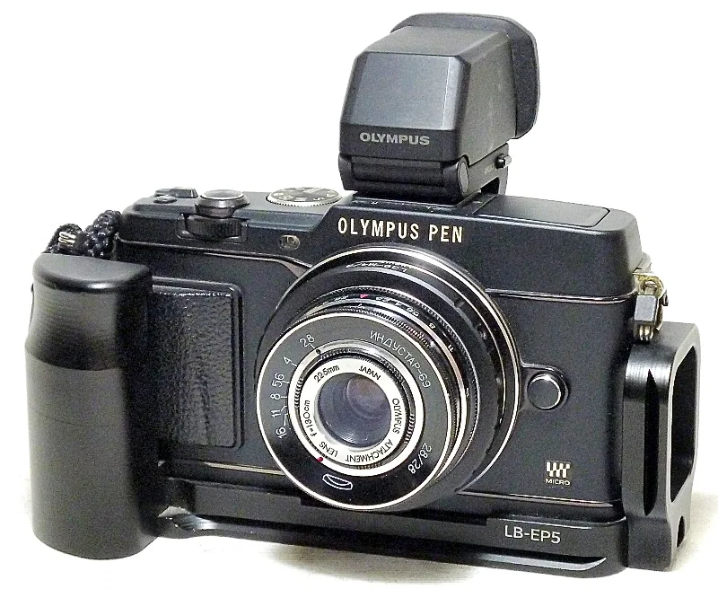 Industar 69 28mm 1:2.8 + Olympus Attachment Lens F=130cm, A Close-up Combo