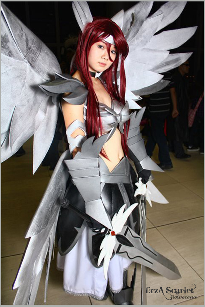 Fairy Tail: Erza Scarlet - Wallpaper Actress