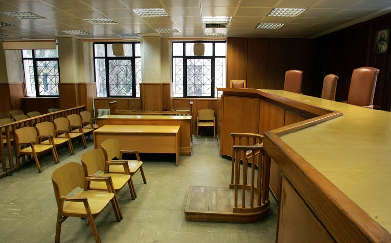 dikastirio_06.jpg