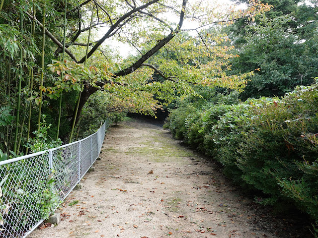 丸山神社に向かいます